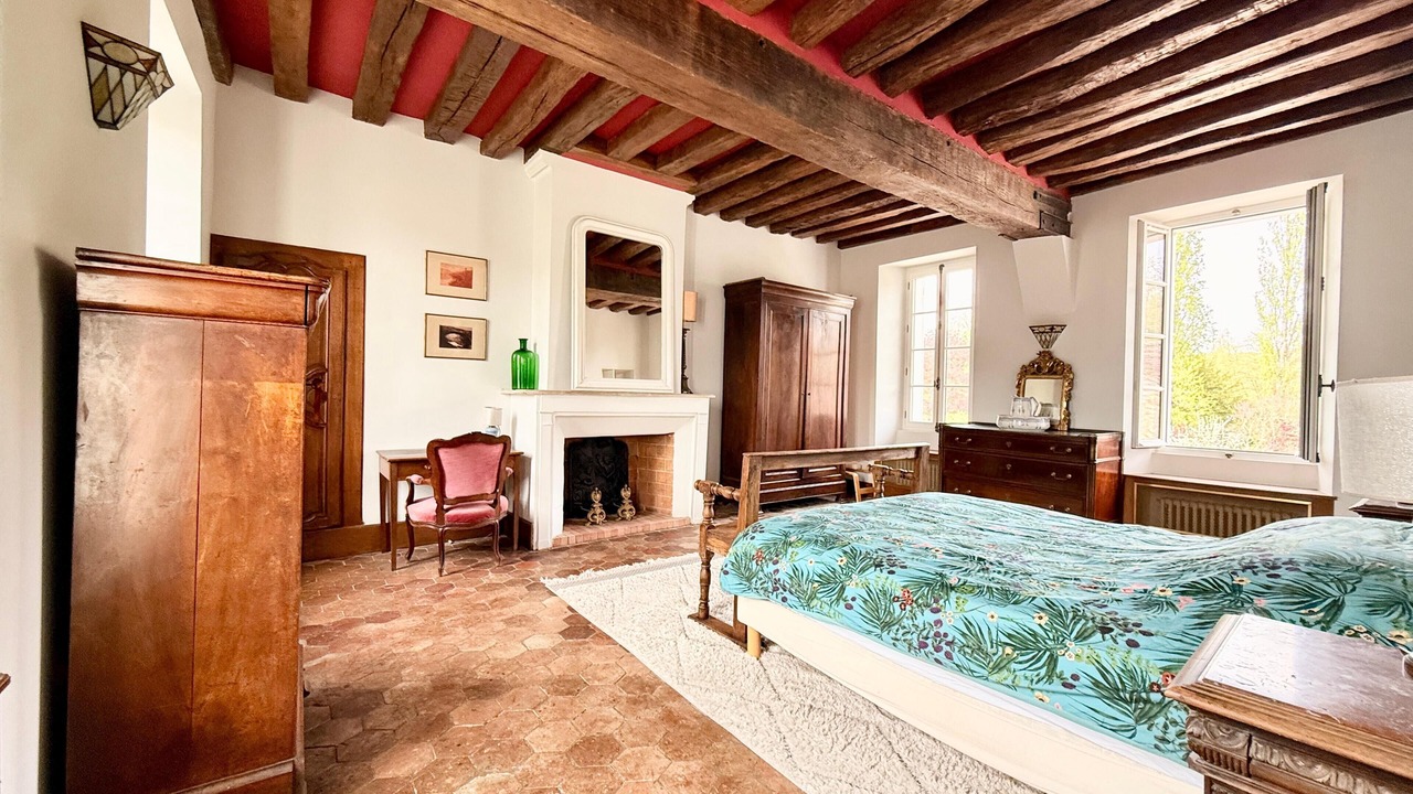 Photo of Bedroom in Nanteau-sur-Lunain