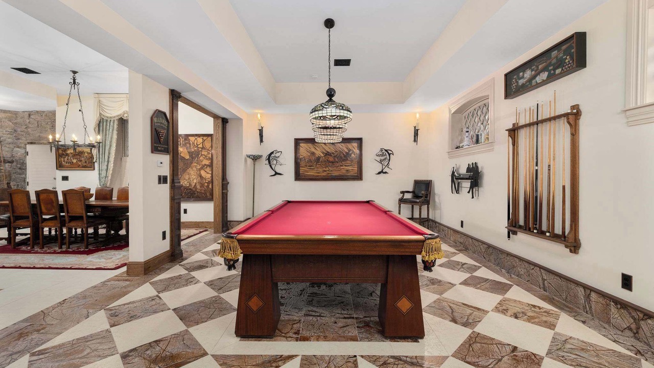Photo of Bedroom in Top of the Hill