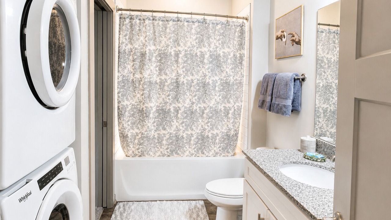 Photo of Bathroom in Downtown Chattanooga