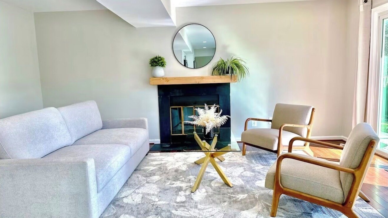 Photo of Livingroom in Herndon