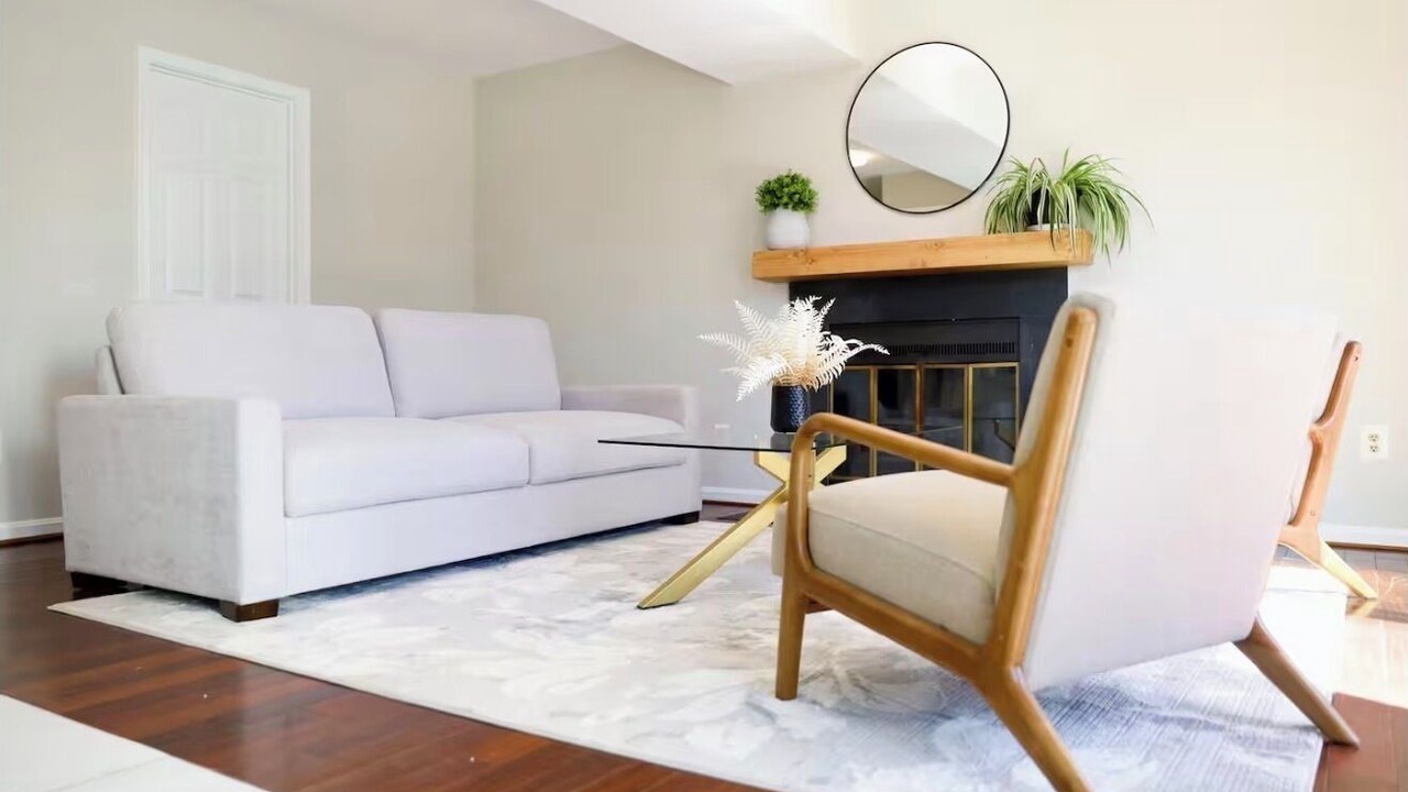 Photo of Livingroom in Herndon