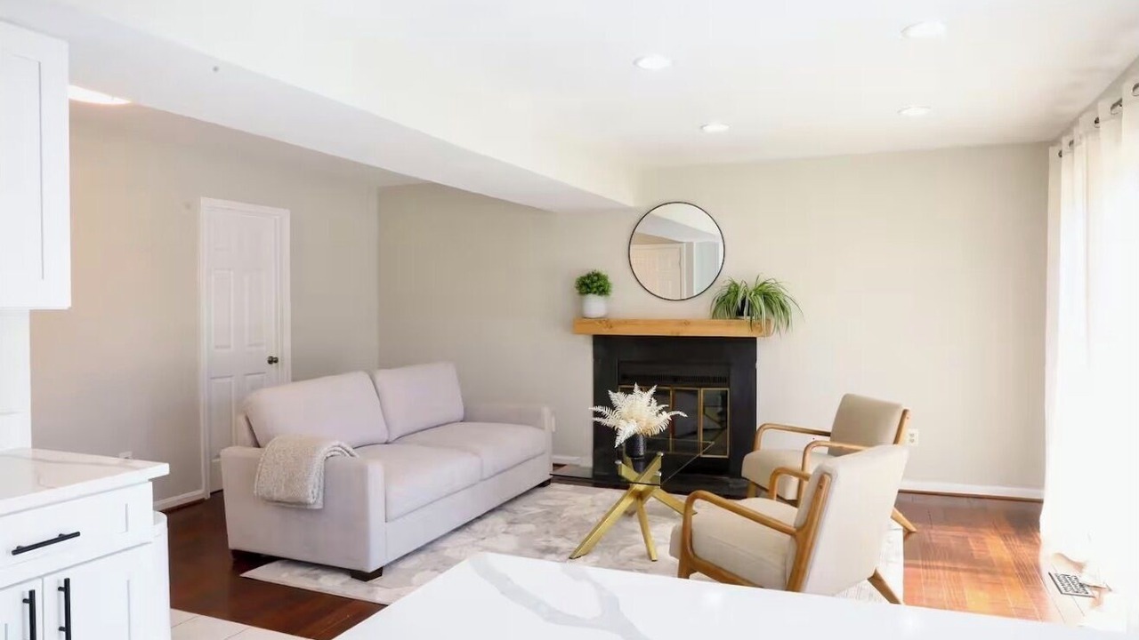 Photo of Livingroom in Herndon