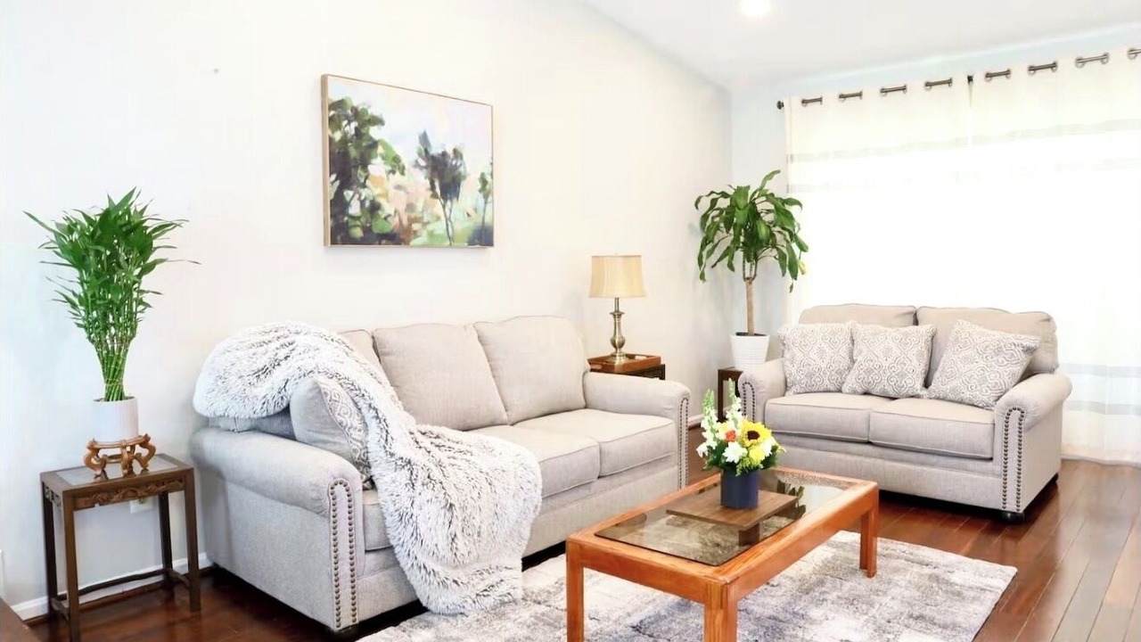 Photo of Livingroom in Herndon