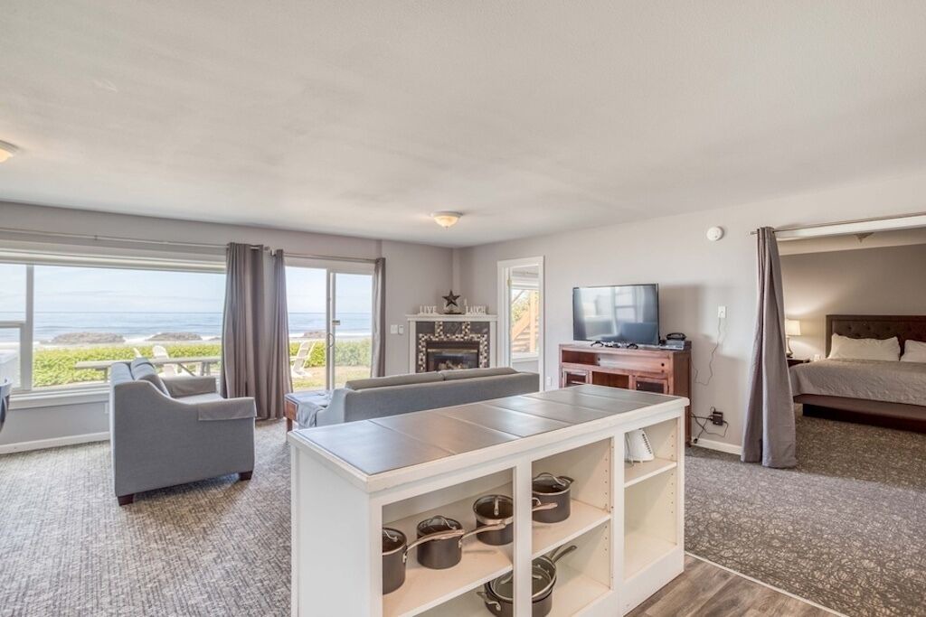 Photo of Livingroom in Lincoln City