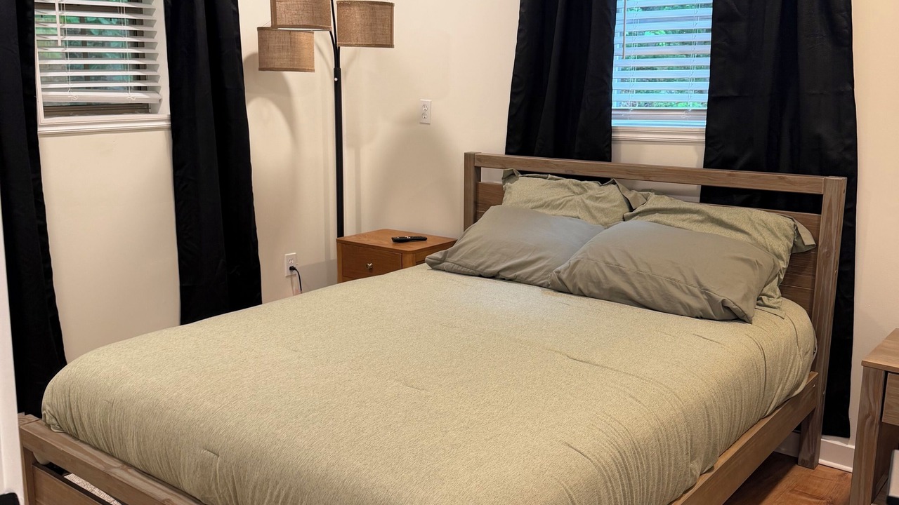 Photo of Bedroom in Floral