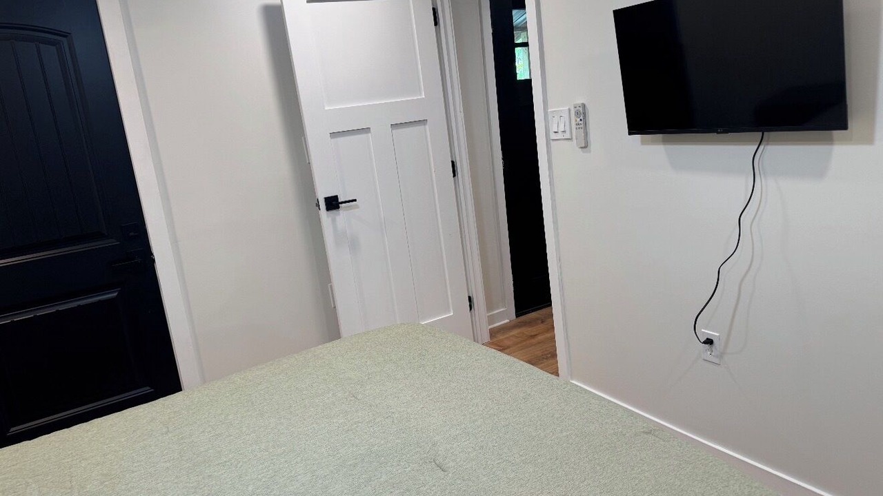 Photo of Bedroom in Floral