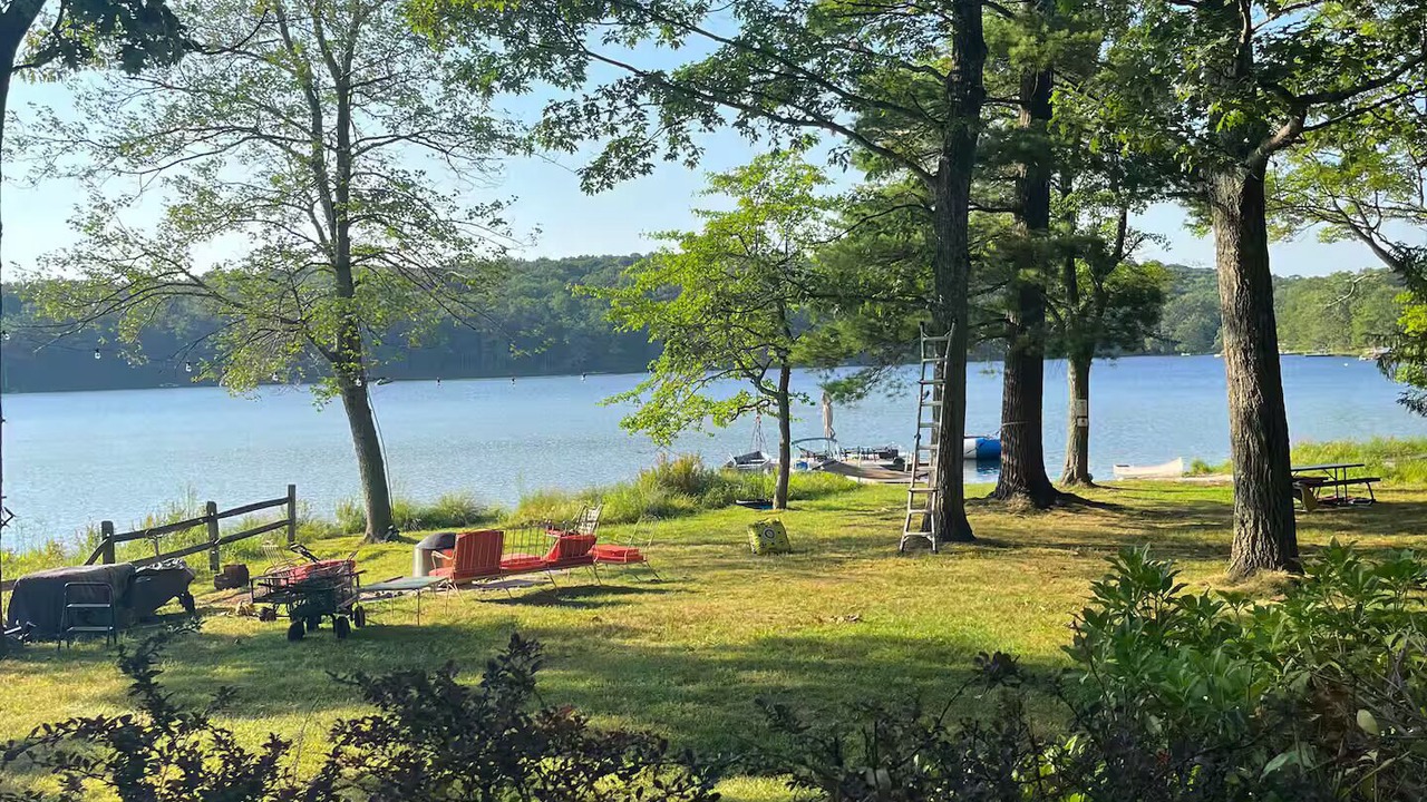Photo of Outdoor in Milford
