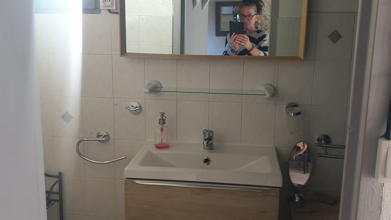 Photo of Bathroom in Urbanya