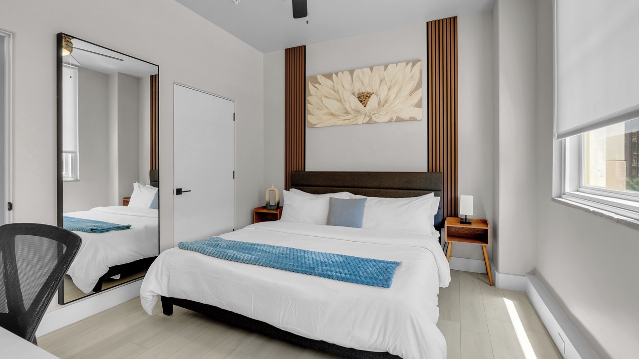 Photo of Bedroom in Deco District