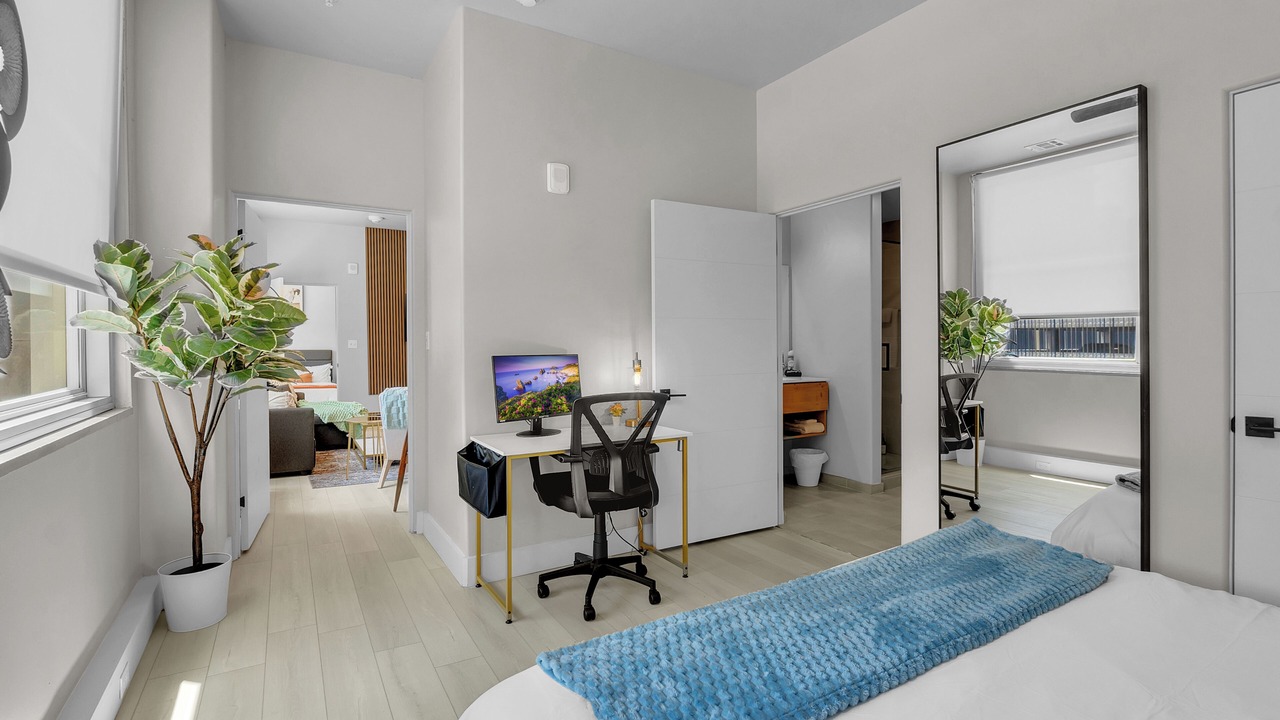 Photo of Bedroom in Deco District