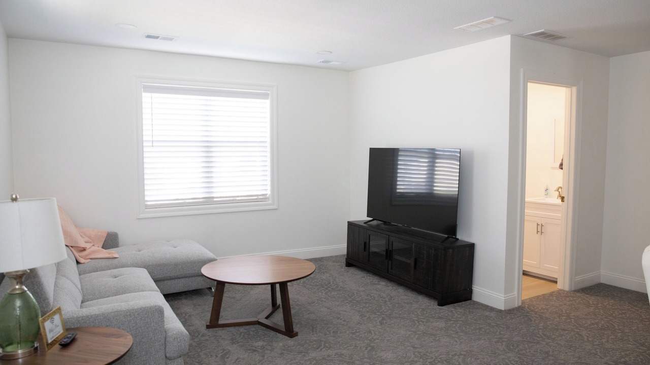 Photo of Livingroom in Hamilton