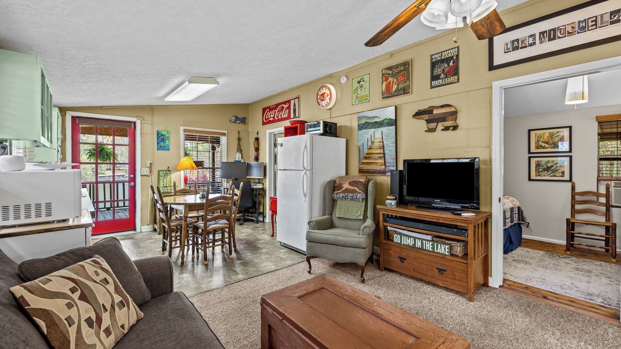Photo of Livingroom in Clanton