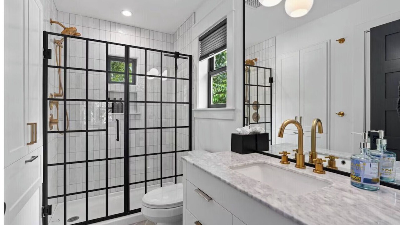 Photo of Bathroom in Zilker
