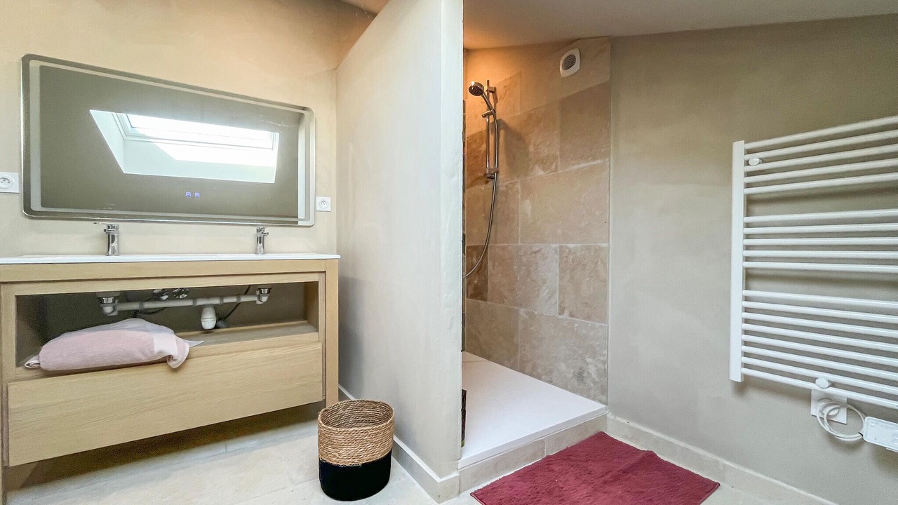 Photo of Bathroom in Mornas