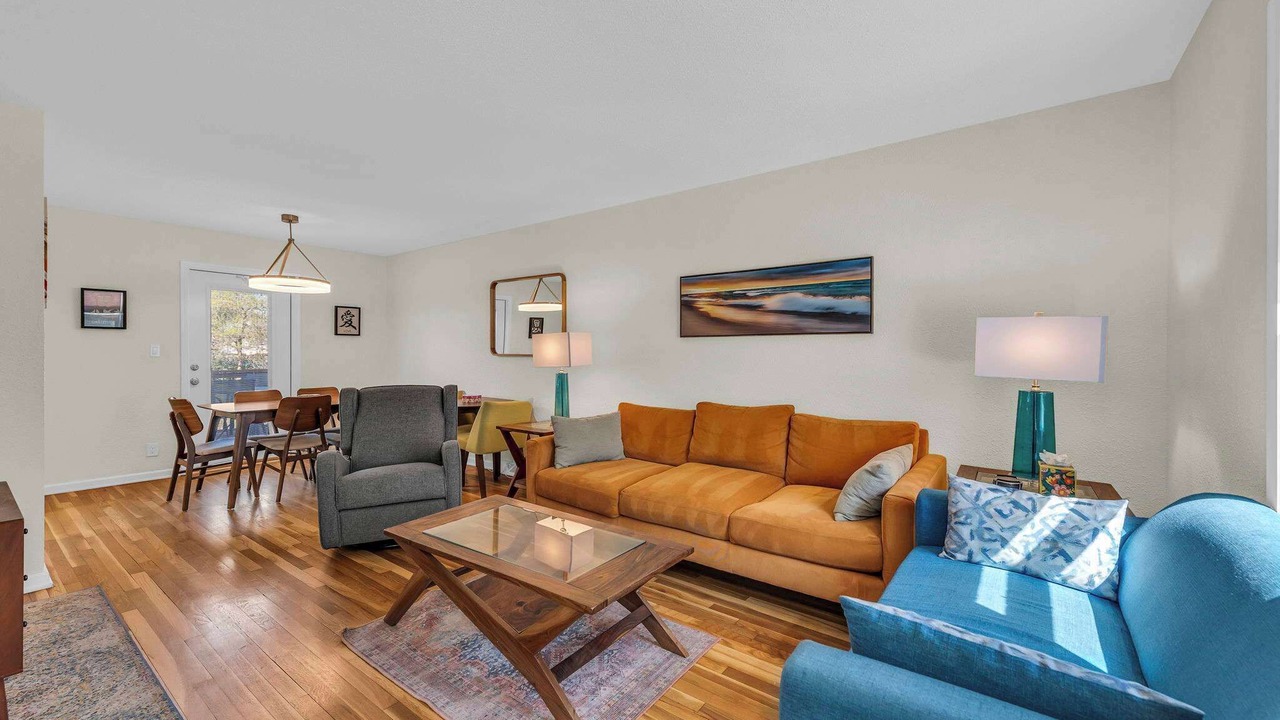Photo of Livingroom in South Kansas City