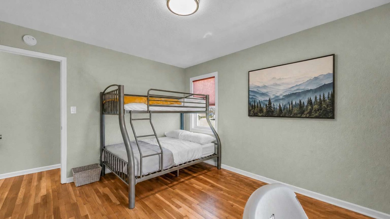 Photo of Bedroom in South Kansas City