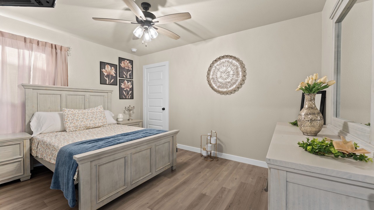 Photo of Bedroom in Midland