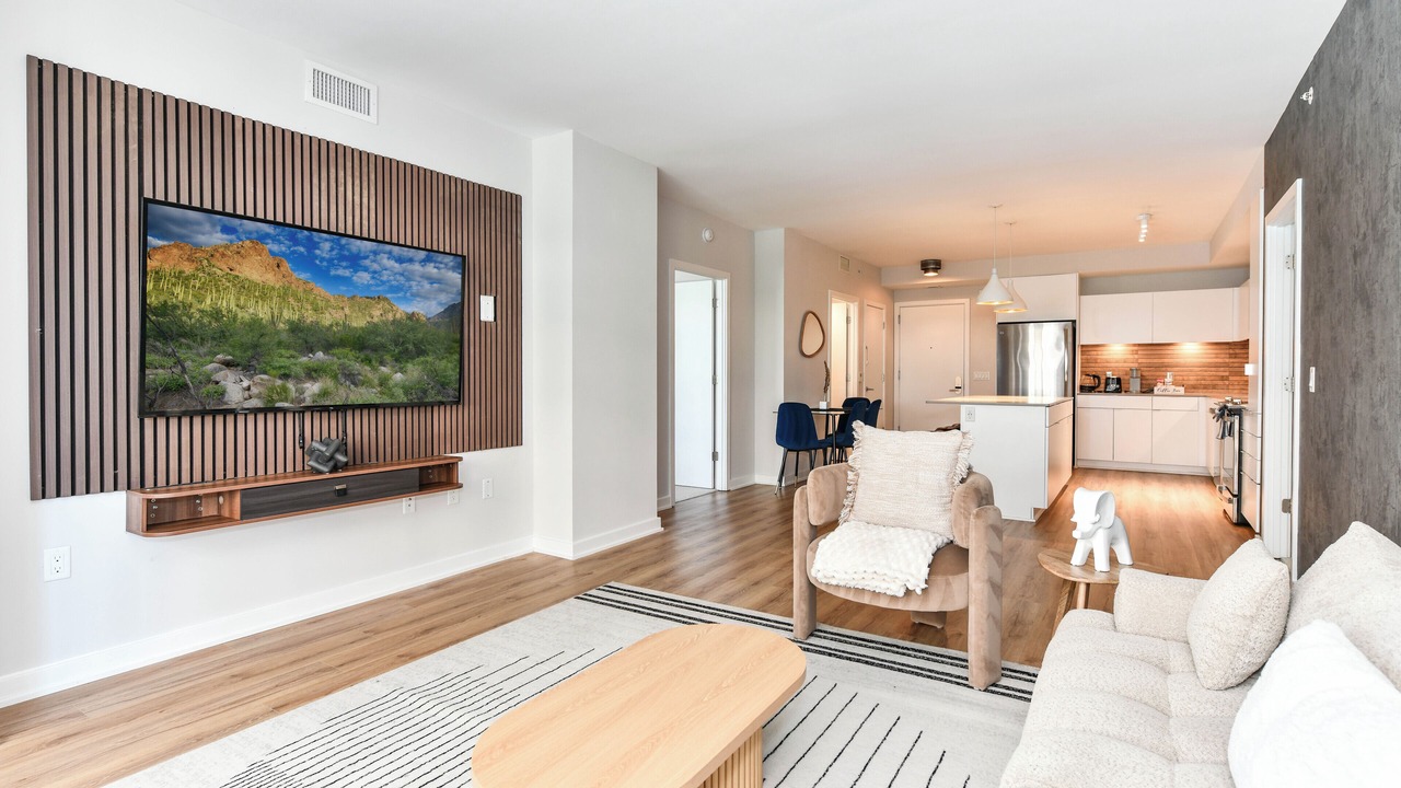 Photo of Livingroom in Crystal City