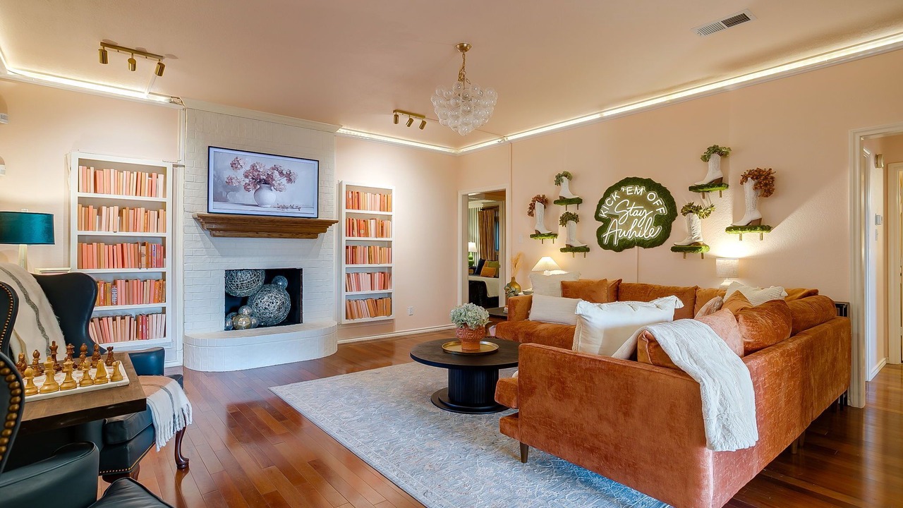 Photo of Livingroom in Edgecliff Village