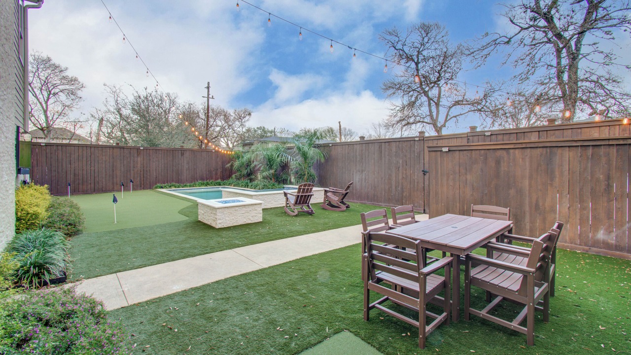 Photo of Outdoor in Greater East End