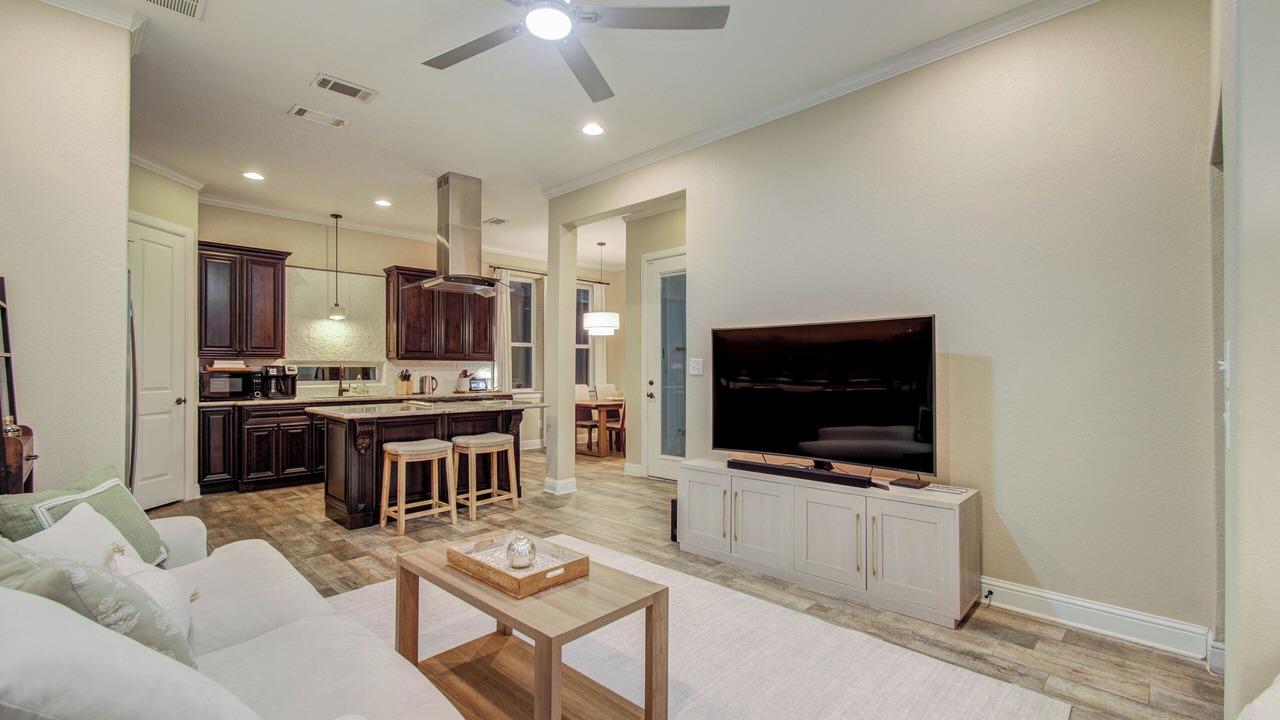 Photo of Livingroom in Greater East End
