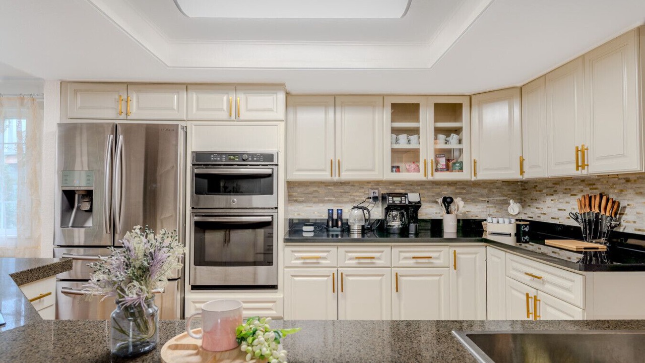 Photo of Kitchen in Shoreline