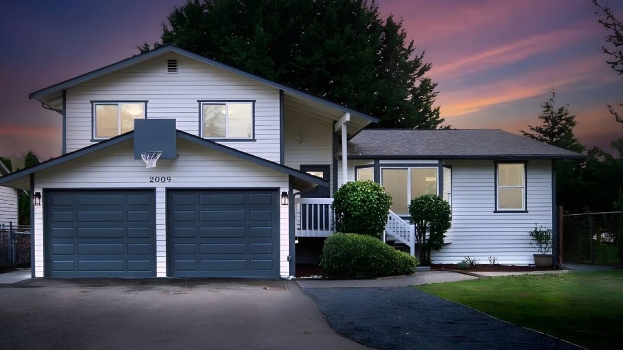 Photo of Outdoor in Shoreline