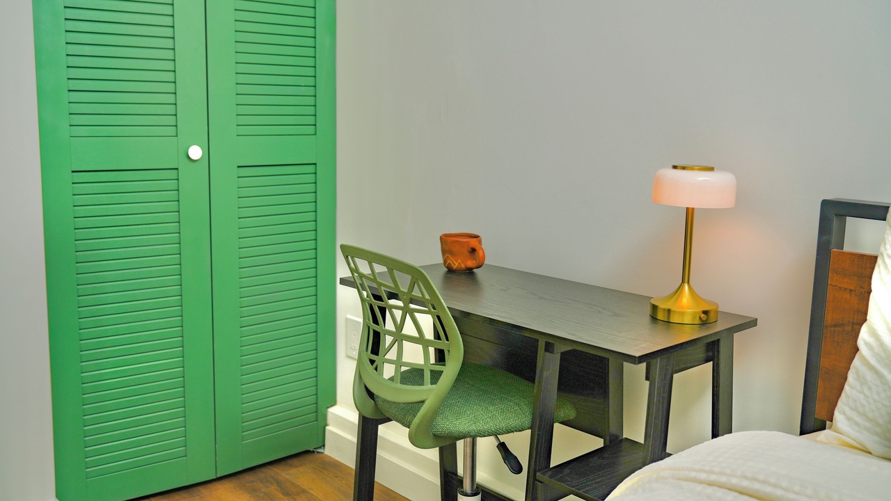 Photo of Bedroom in Canoga Park