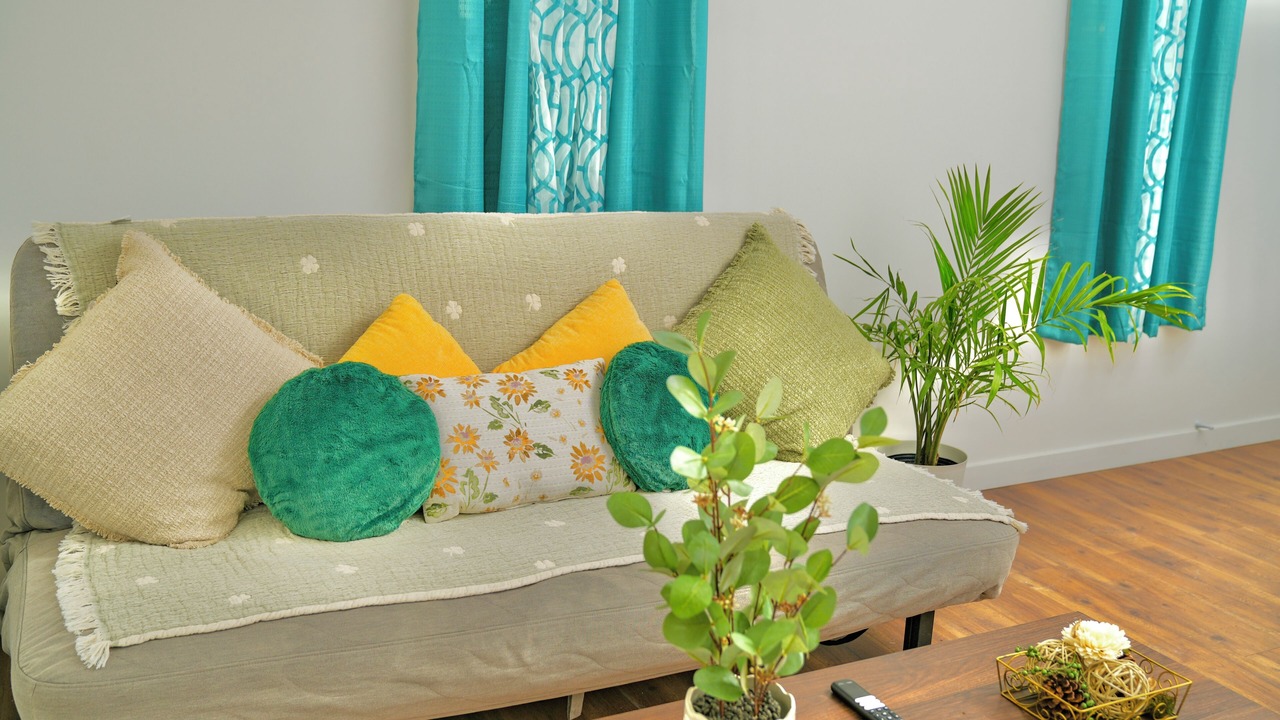 Photo of Livingroom in Canoga Park