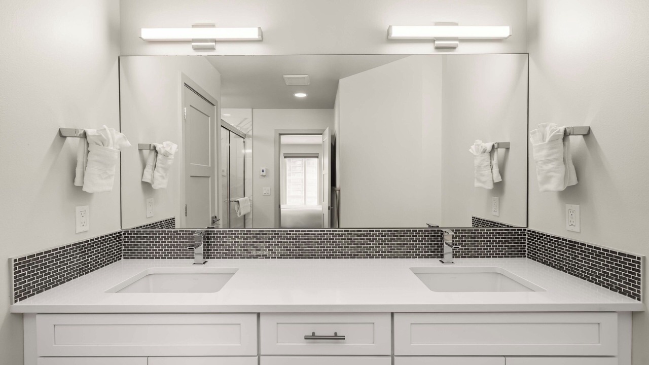 Photo of Bathroom in University District