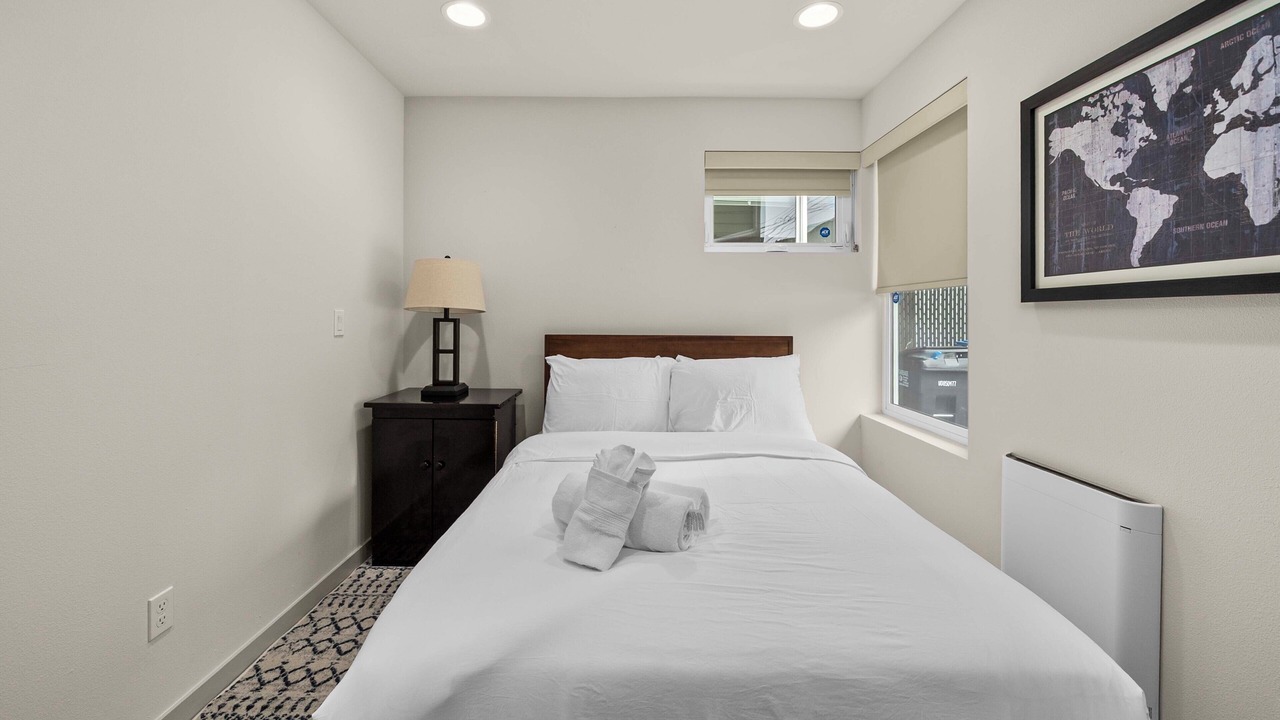 Photo of Bedroom in University District