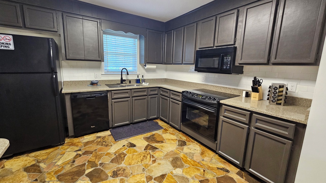 Photo of Kitchen in Warner Robins
