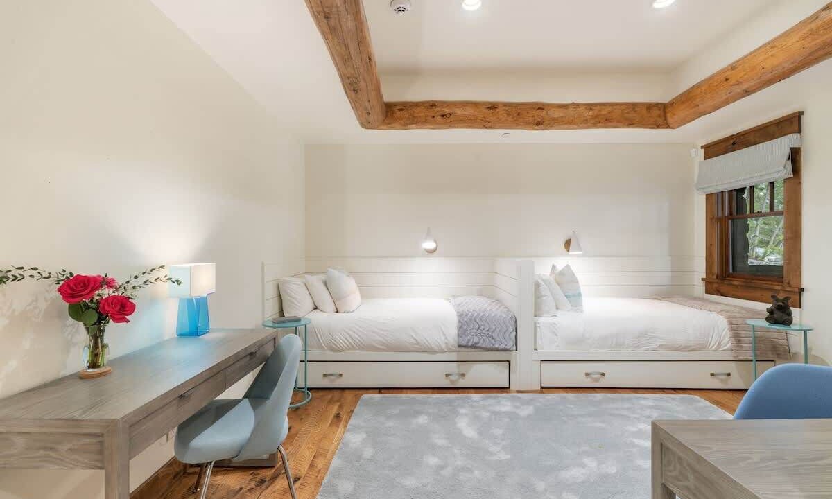 Photo of Bedroom in Granite Ridge