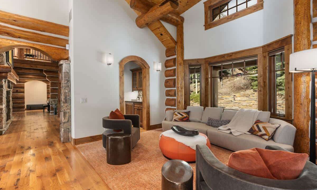 Photo of Livingroom in Granite Ridge