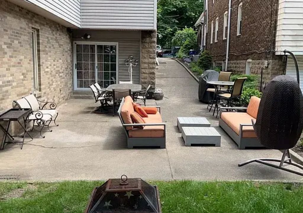 Photo of Outdoor in Squirrel Hill South