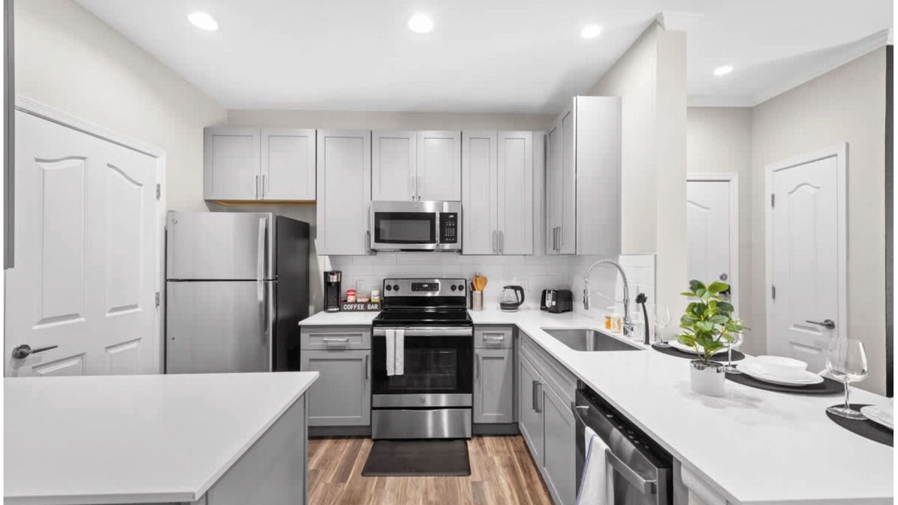 Photo of Kitchen in McDowell Mountain Apartments