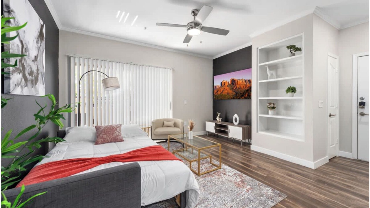 Photo of Bedroom in McDowell Mountain Apartments