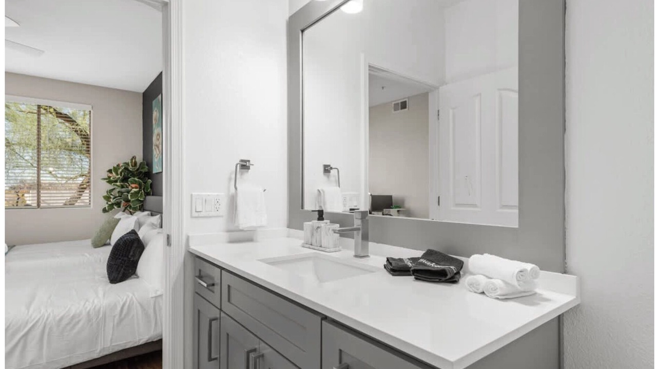 Photo of Bathroom in McDowell Mountain Apartments