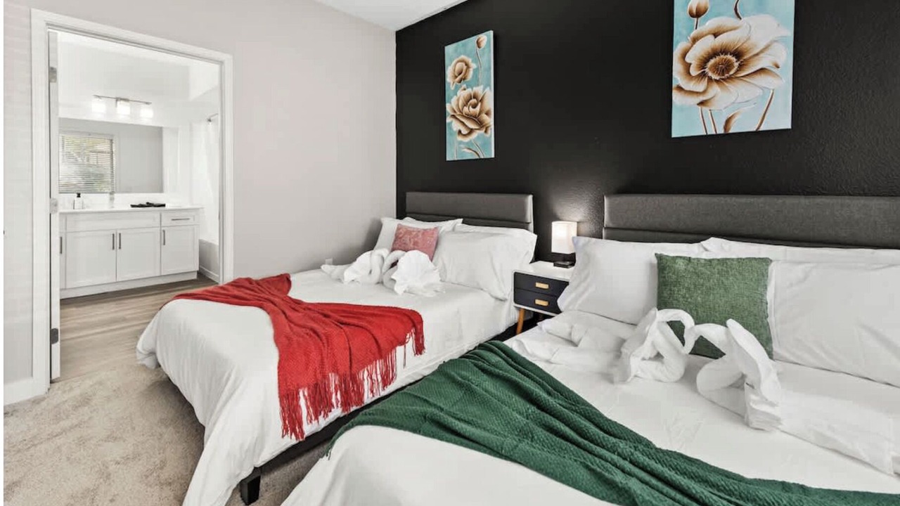Photo of Bedroom in McDowell Mountain Apartments