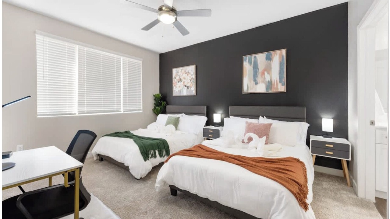 Photo of Bedroom in McDowell Mountain Apartments