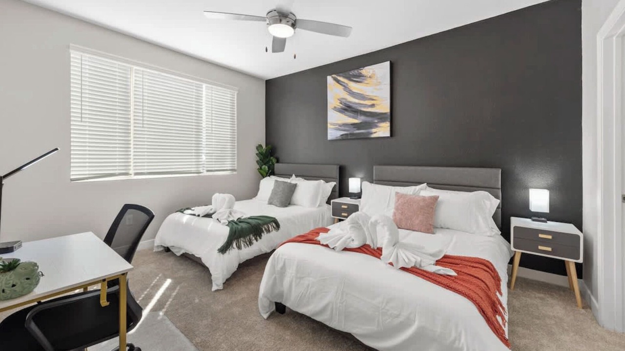 Photo of Bedroom in McDowell Mountain Apartments