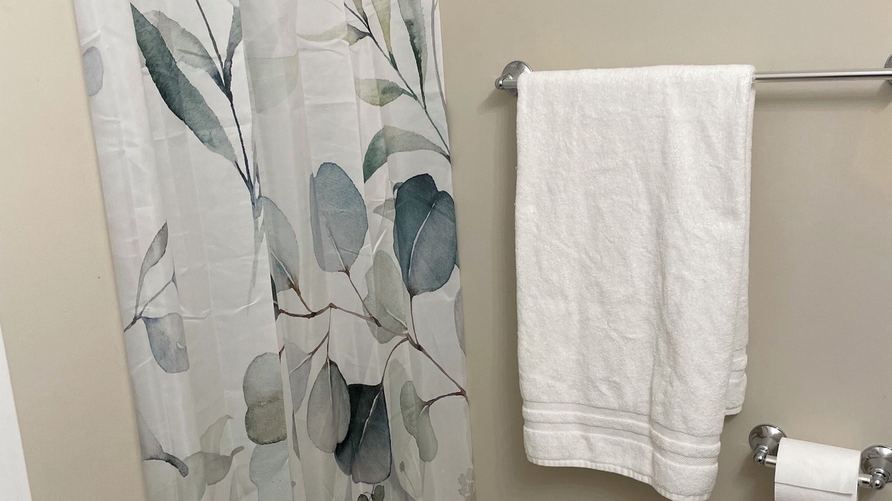Photo of Bathroom in Candle Lake