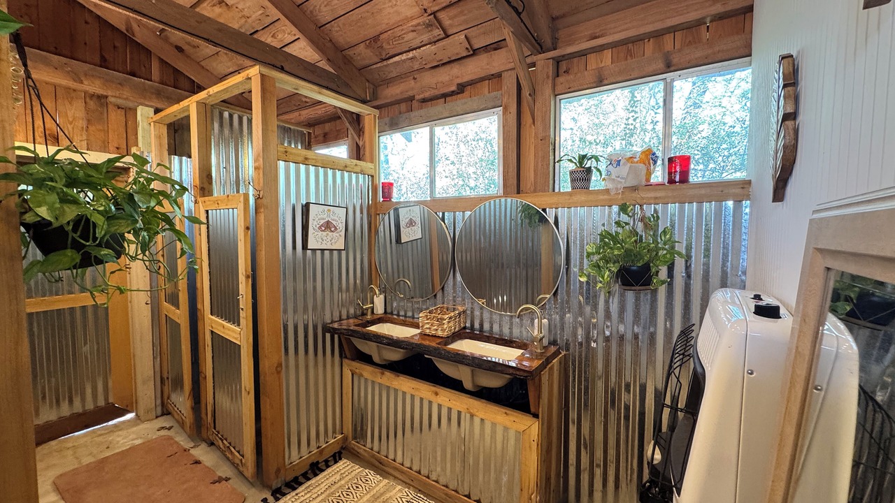 Photo of Bathroom in Smithville