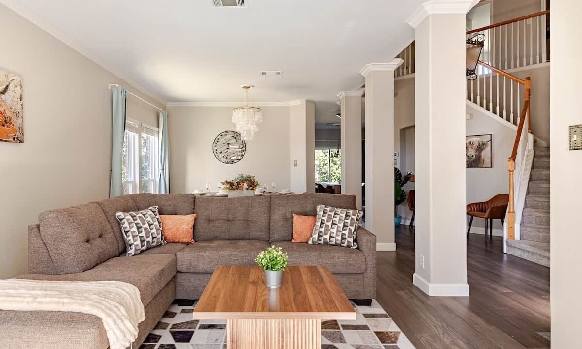 Photo of Livingroom in Stone Oak