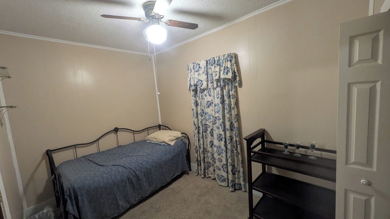 Photo of Bedroom in Blasdell