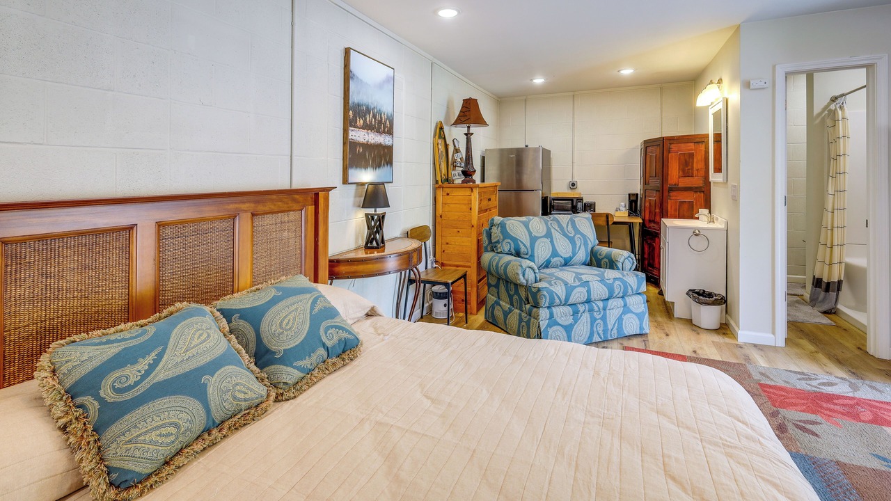 Photo of Bedroom in Clinton