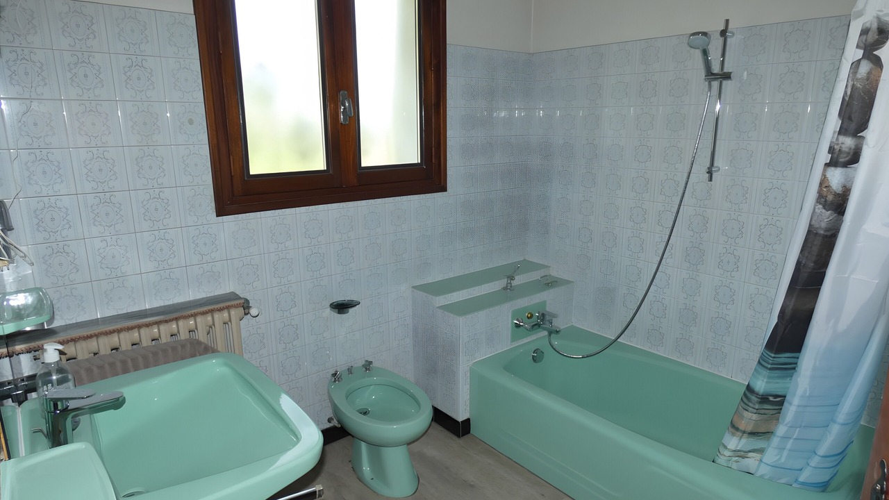 Photo of Bathroom in Pierrefitte-Nestalas