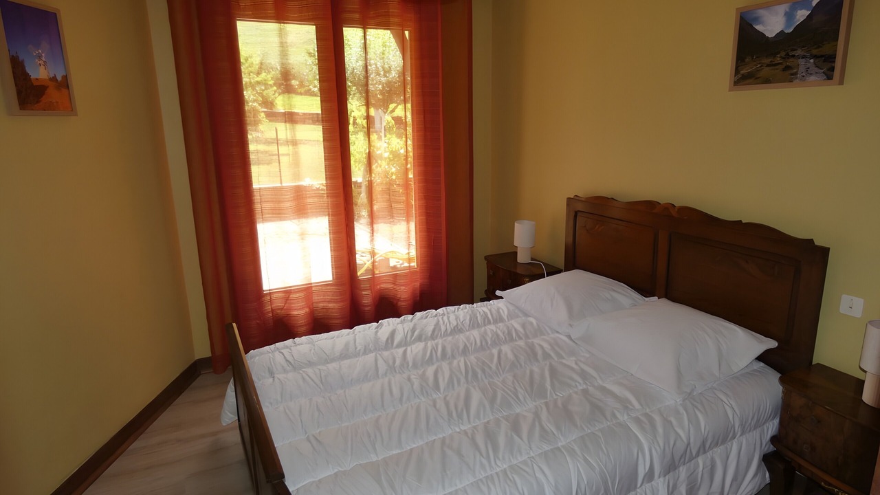 Photo of Bedroom in Pierrefitte-Nestalas