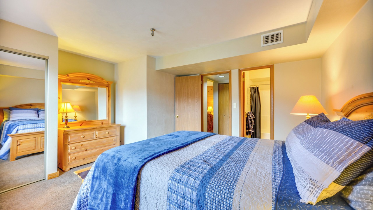 Photo of Bedroom in Seven Springs
