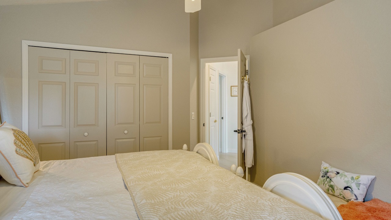 Photo of Bedroom in Riverwood